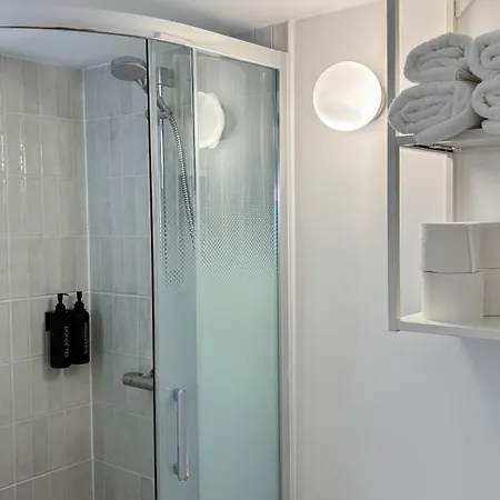 Apartamento Le Cocon Suspendu Avec Filet Et Cinéma Privé *