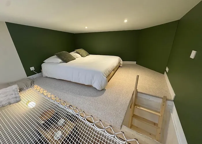 Le Cocon Suspendu Avec Filet Et Cinéma Privé Appartamento