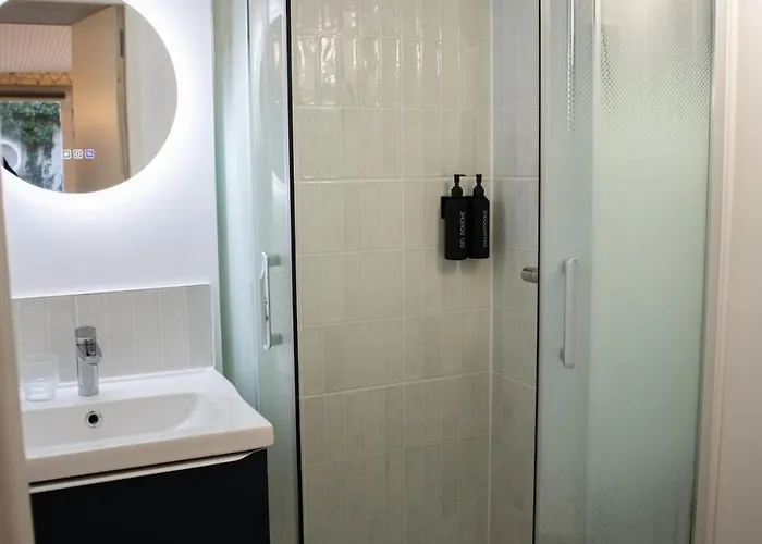 Appartamento Le Cocon Suspendu Avec Filet Et Cinéma Privé Caen